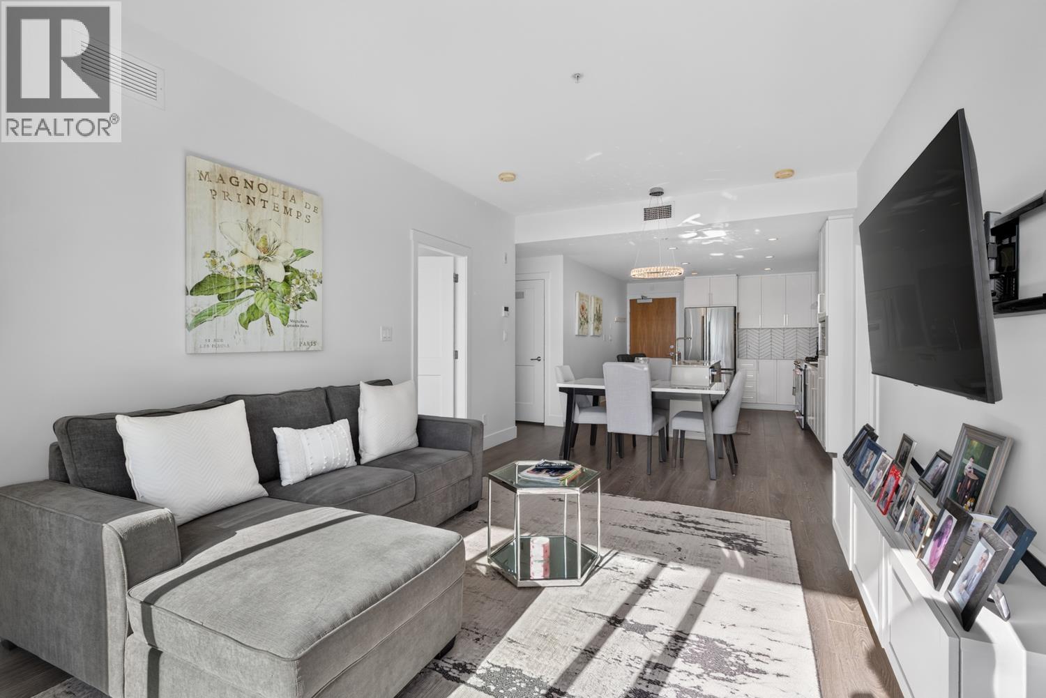 508 4477 HASTINGS STREET