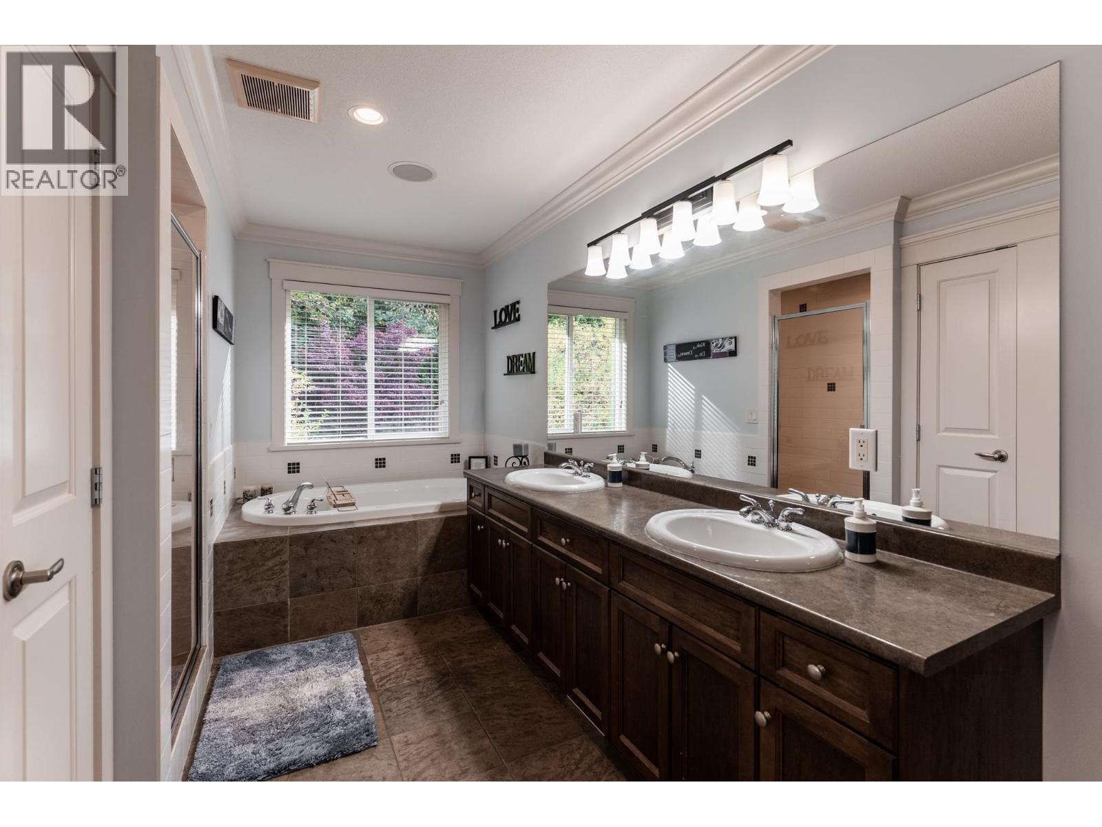 13220 239b Street, Maple Ridge, British Columbia  V4R 0A3 - Photo 27 - R3176813
