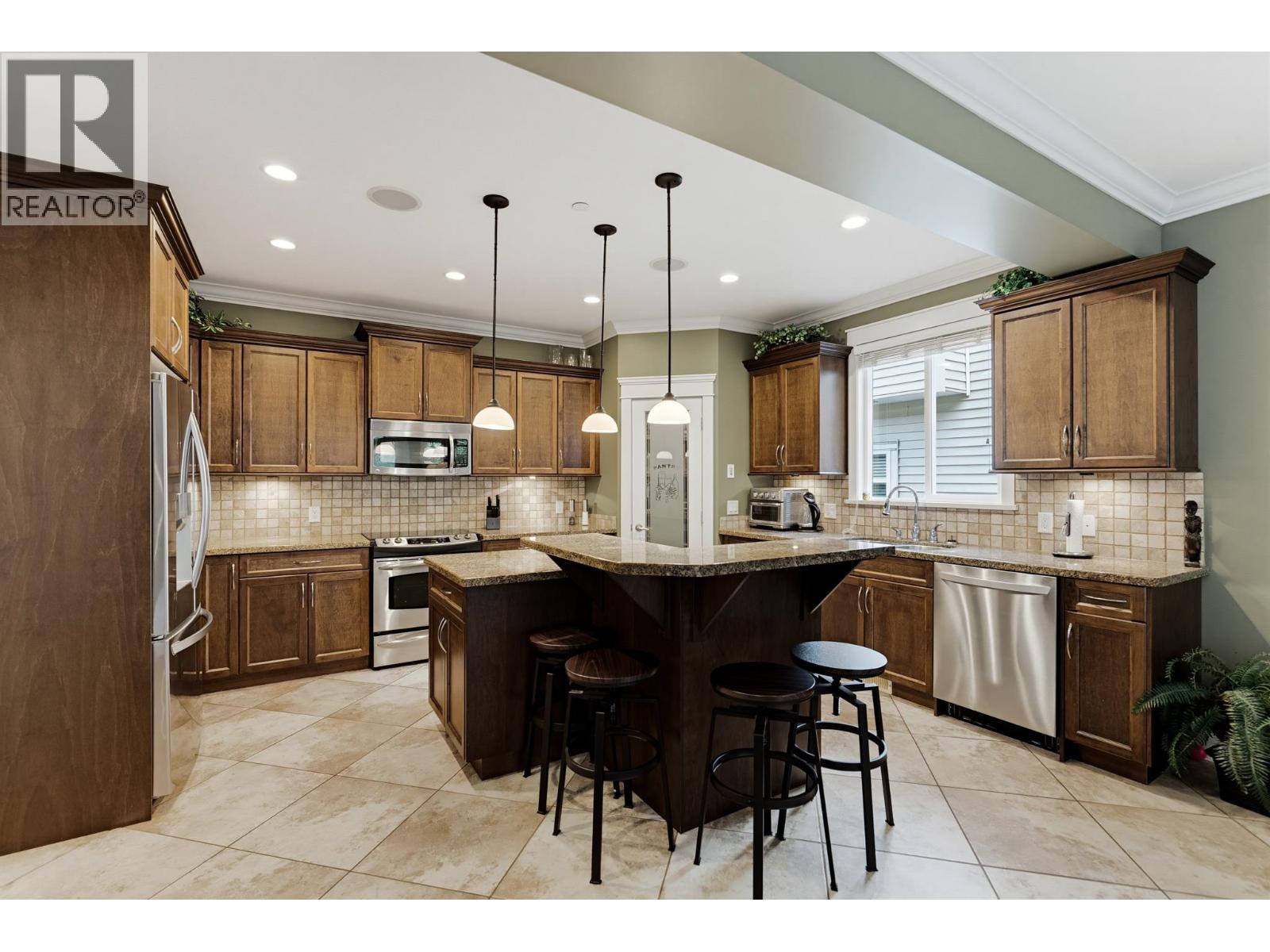 13220 239b Street, Maple Ridge, British Columbia  V4R 0A3 - Photo 6 - R3176813