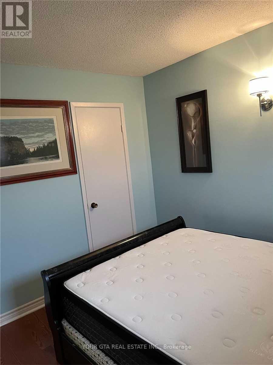 20 Luminous Court, Brampton, Ontario  L6Z 2B3 - Photo 14 - W14096188