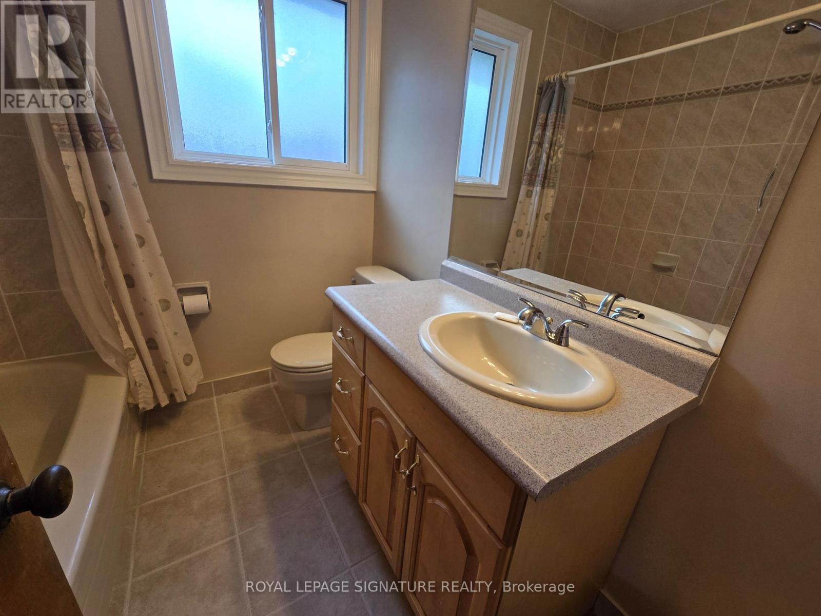 7 Scotchdale Avenue, Toronto, Ontario  M1J 2N4 - Photo 11 - E14084438