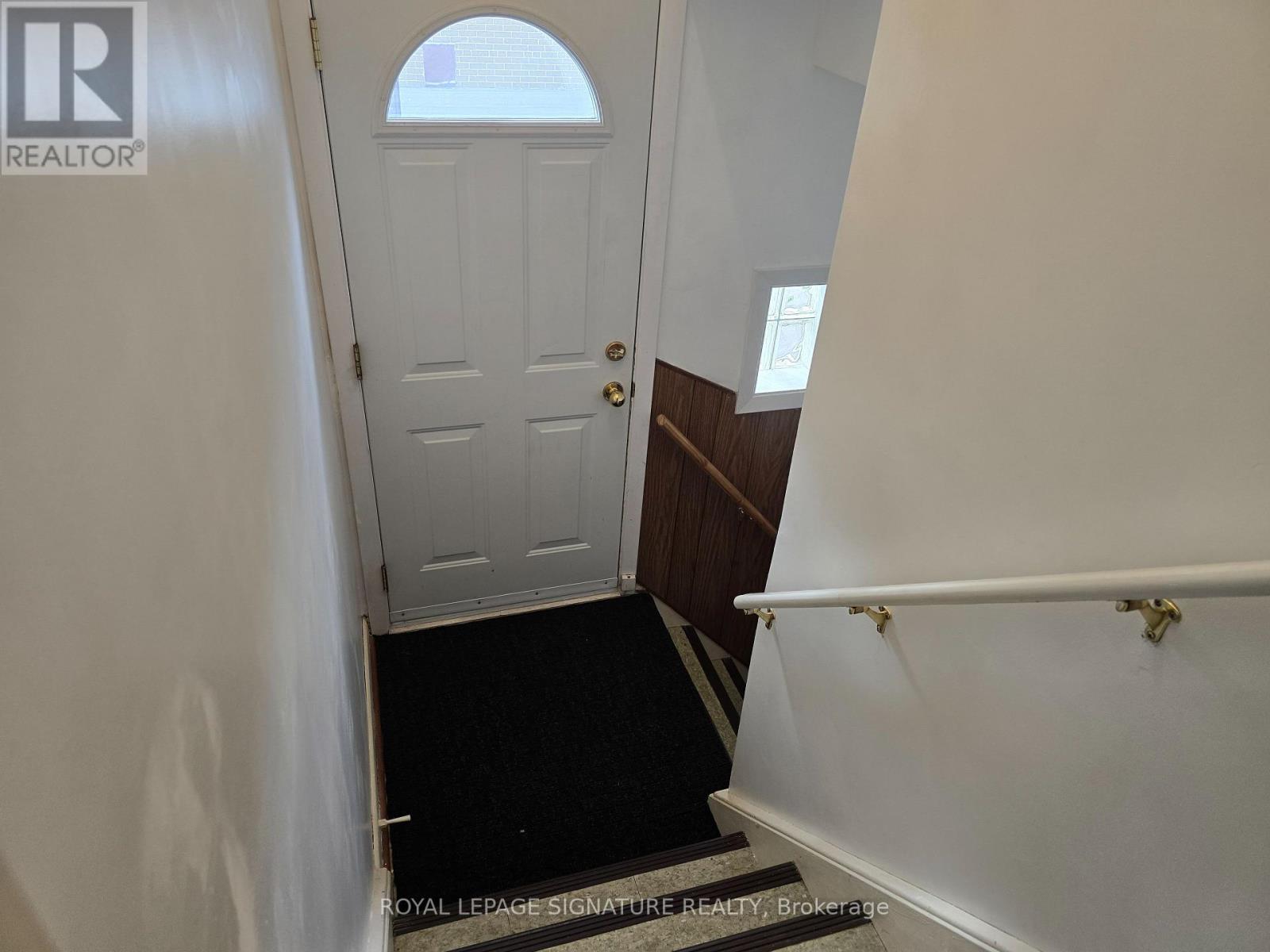 7 Scotchdale Avenue, Toronto, Ontario  M1J 2N4 - Photo 13 - E14084438