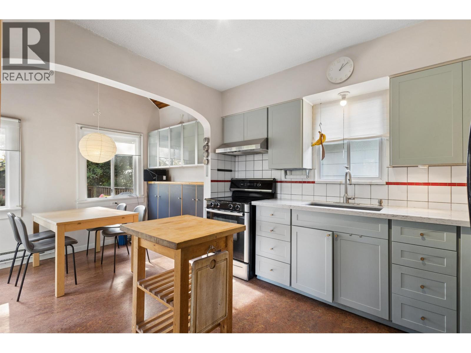 75 N Slocan Street, Vancouver, British Columbia  V5K 3M1 - Photo 10 - R3176807