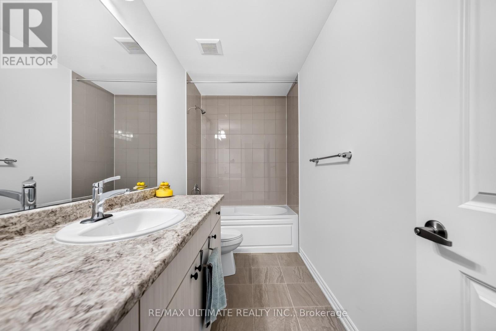 2885 Foxden Square, Pickering, Ontario L1X 0N9 - Photo 45 - E14092132