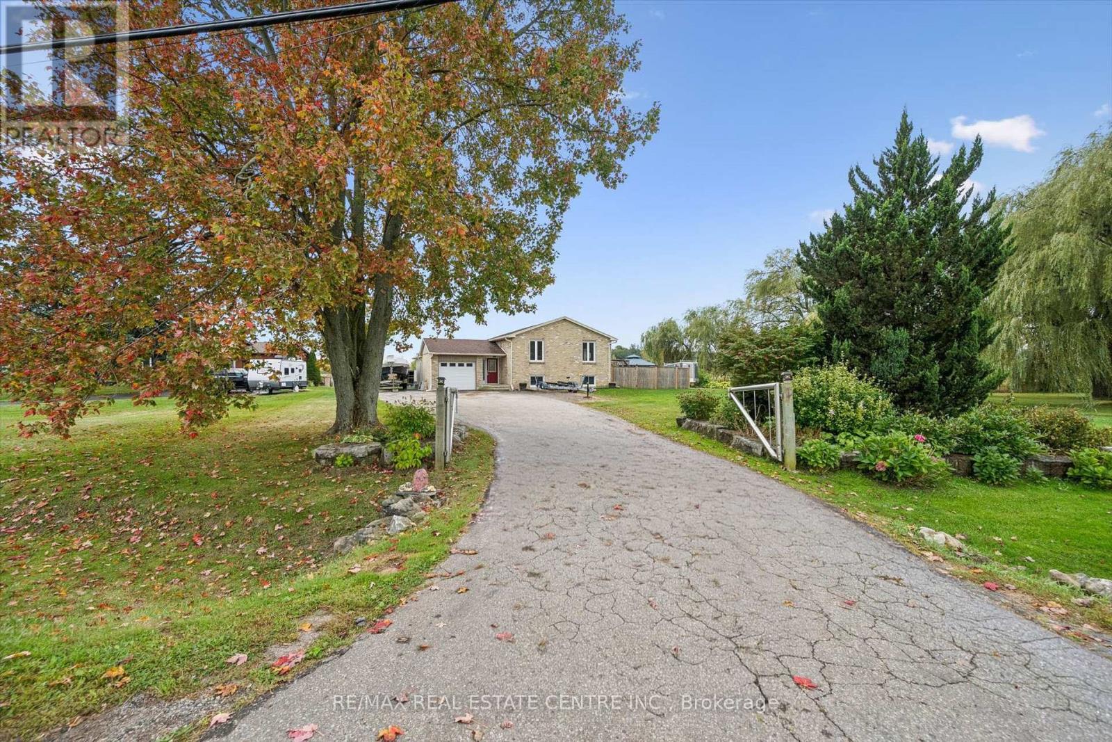 1211 Old 8 Highway, Hamilton, Ontario  L0R 1Z0 - Photo 4 - X13856768