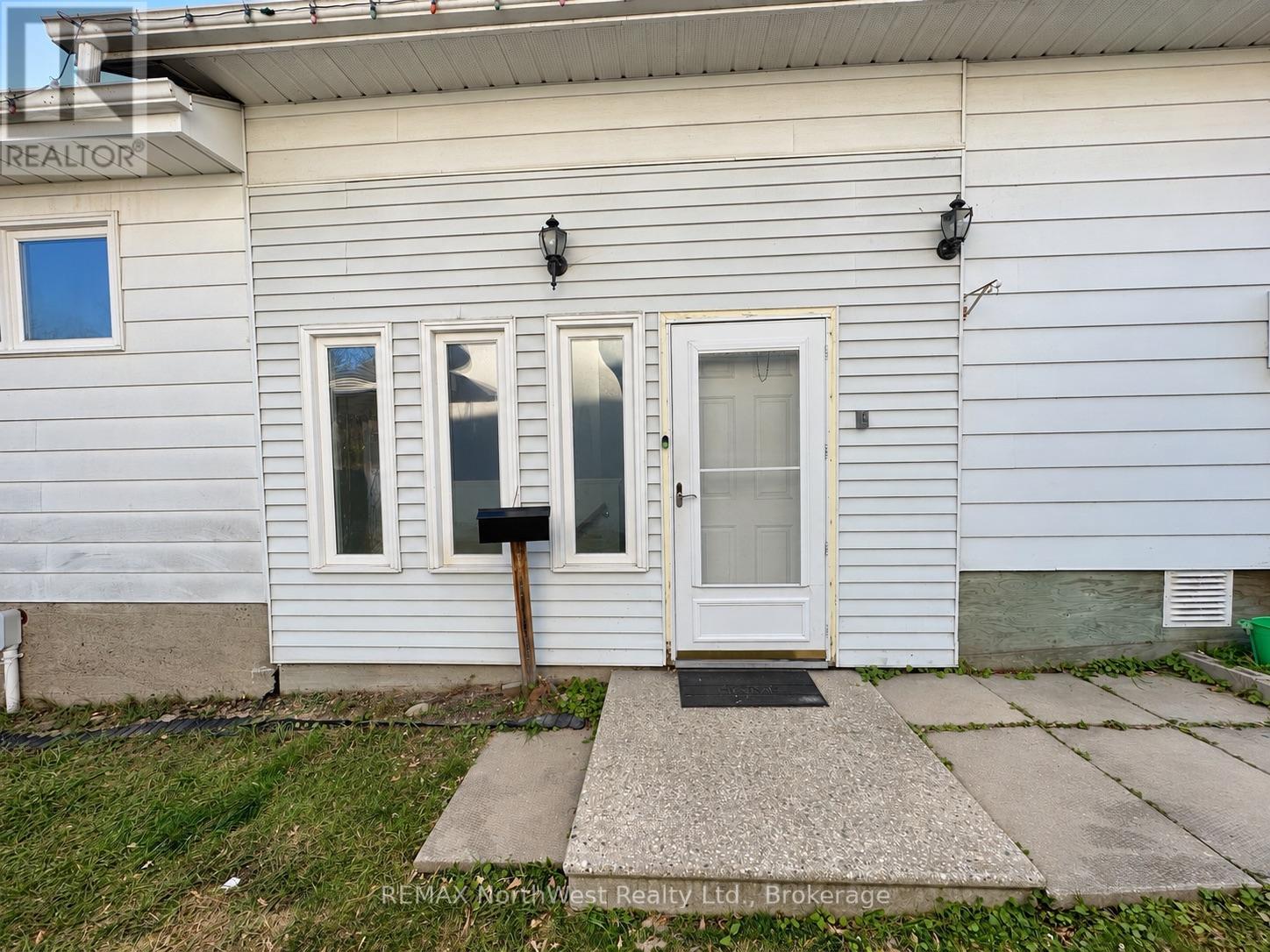 226 Fourth Street N, Kenora, Ontario  P9N 2M7 - Photo 3 - X14096218