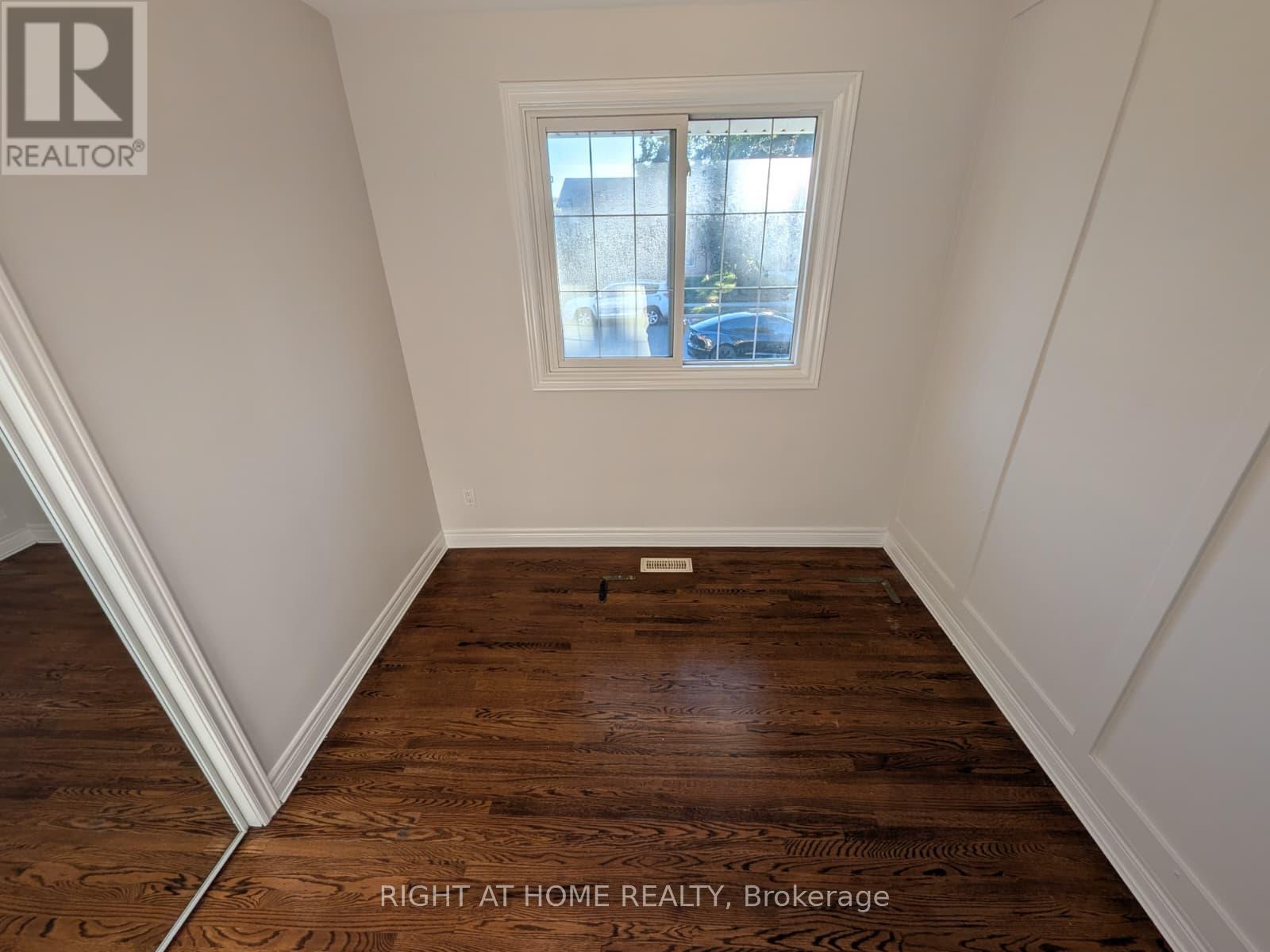 273 Kenwood Avenue, Burlington, Ontario  L7L 4L9 - Photo 16 - W14096214