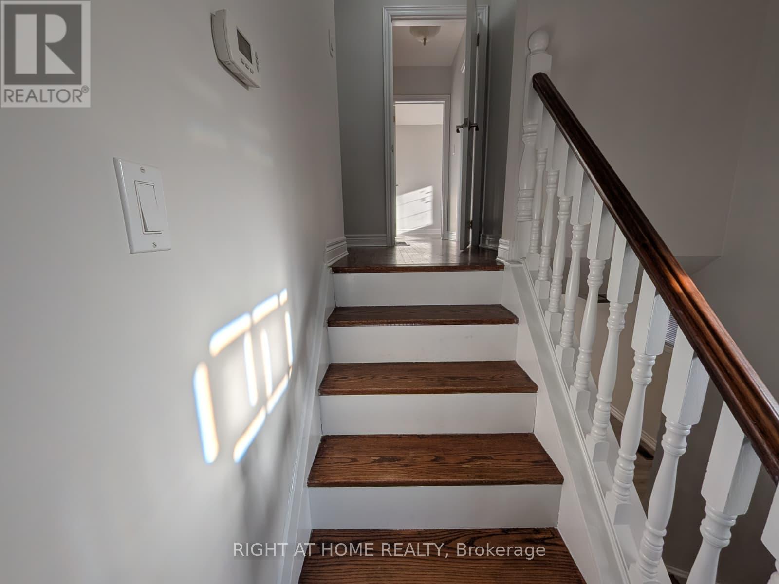 273 Kenwood Avenue, Burlington, Ontario  L7L 4L9 - Photo 21 - W14096214