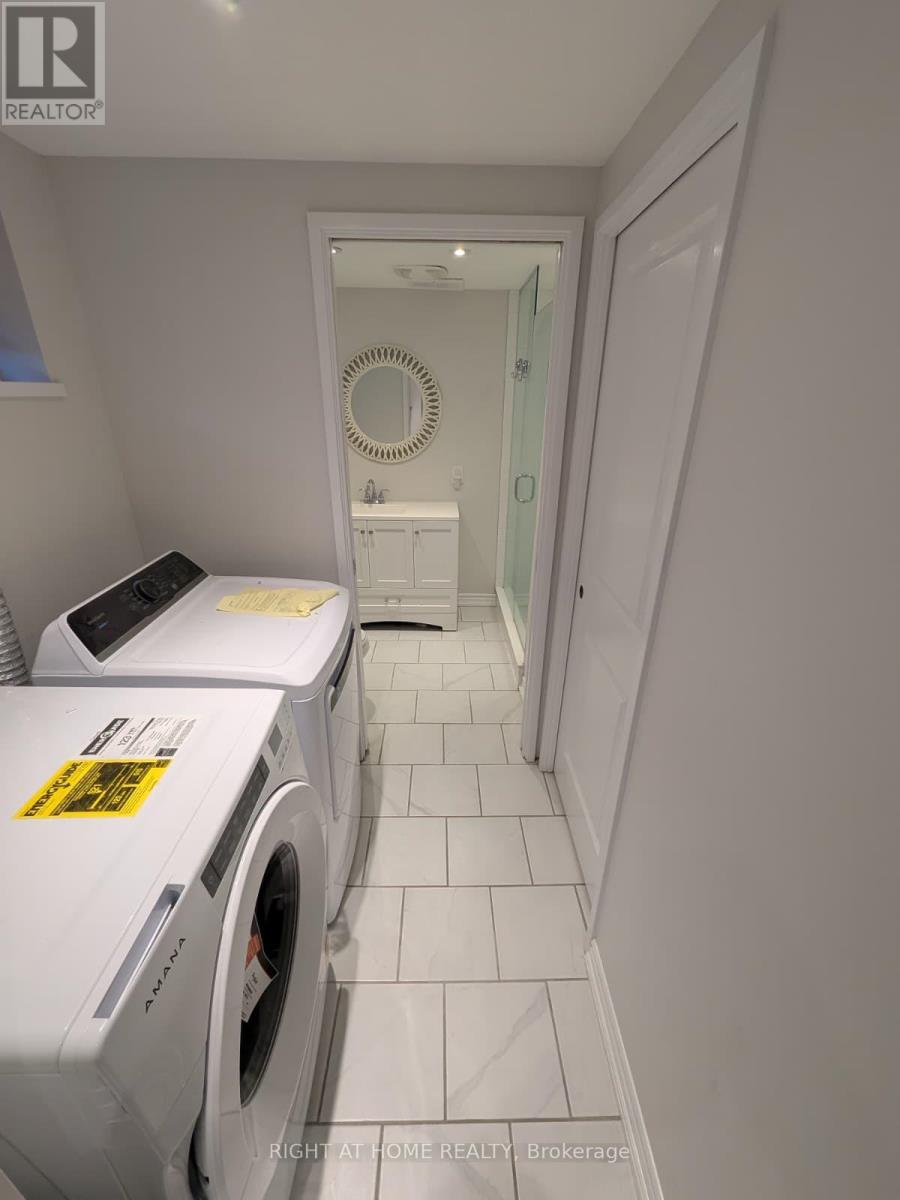 273 Kenwood Avenue, Burlington, Ontario  L7L 4L9 - Photo 27 - W14096214
