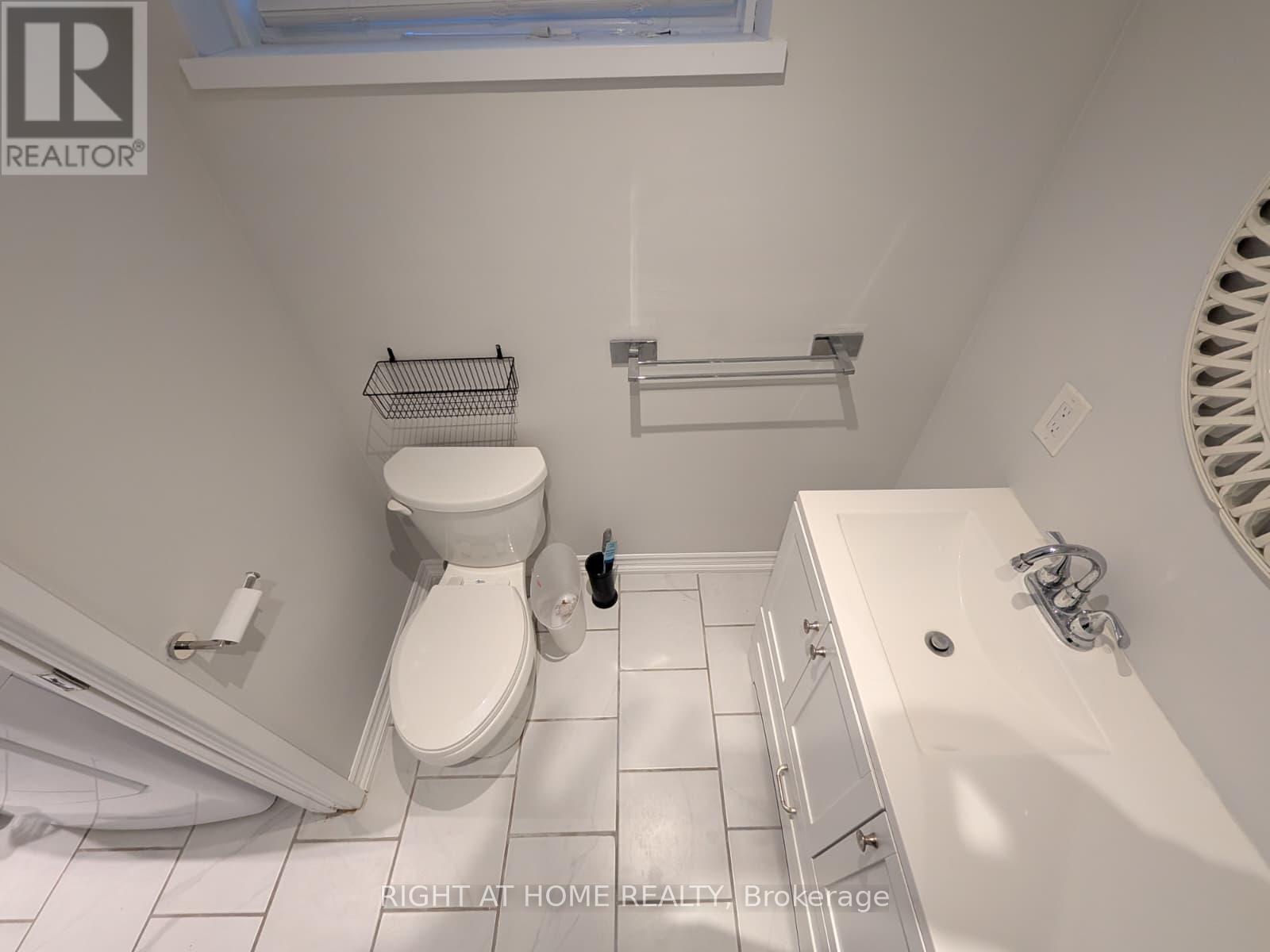 273 Kenwood Avenue, Burlington, Ontario  L7L 4L9 - Photo 32 - W14096214