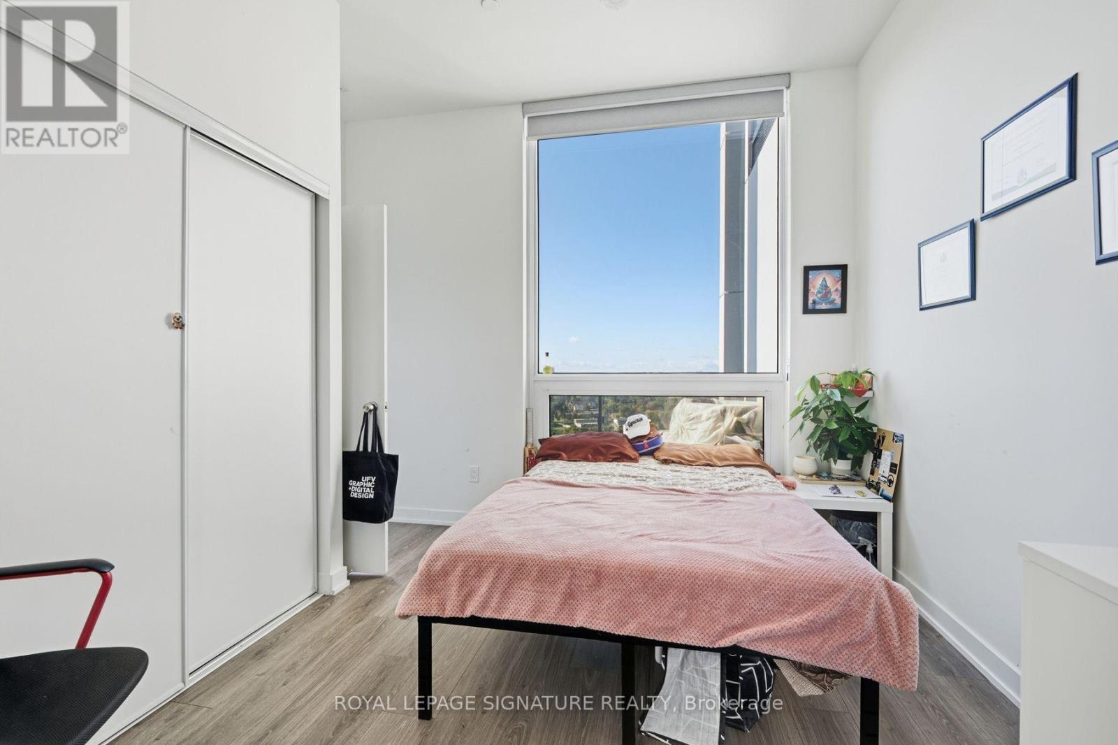 2204 - 28 Ann Street, Mississauga, Ontario  L5G 0E1 - Photo 11 - W14096236