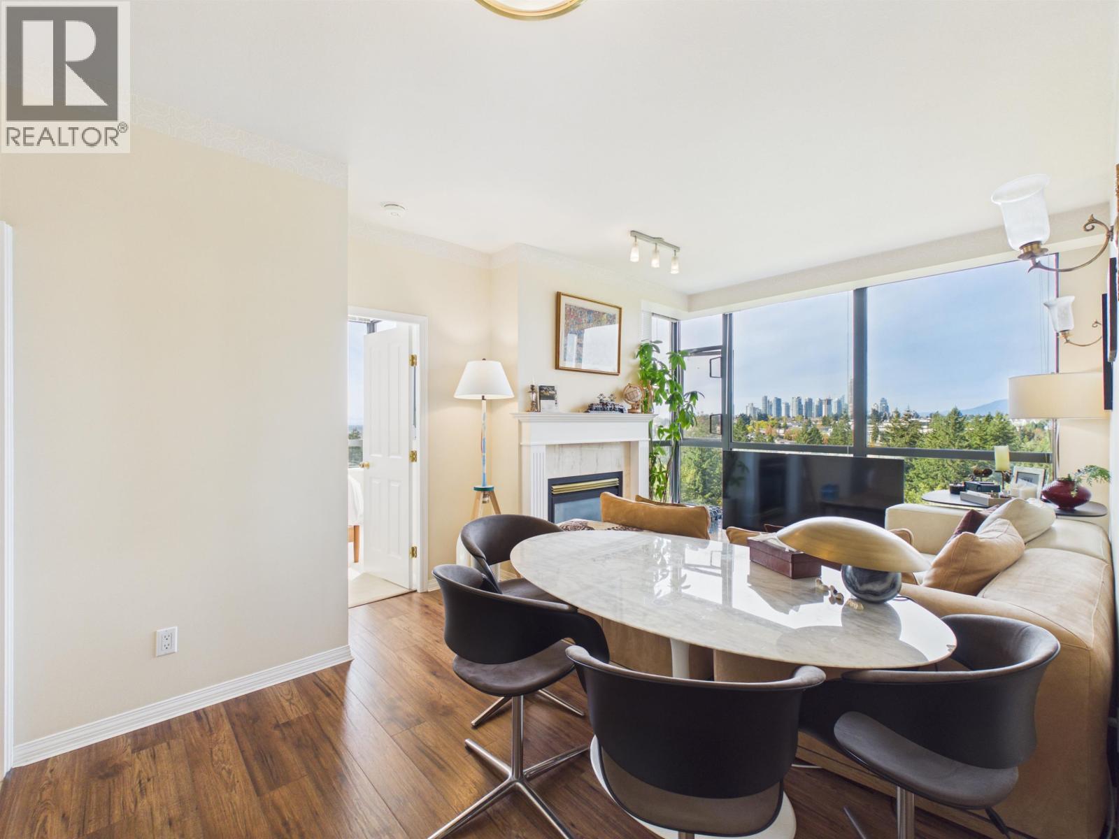 1508 6837 Station Hill Drive, Burnaby, British Columbia  V3N 5B7 - Photo 4 - R3176006