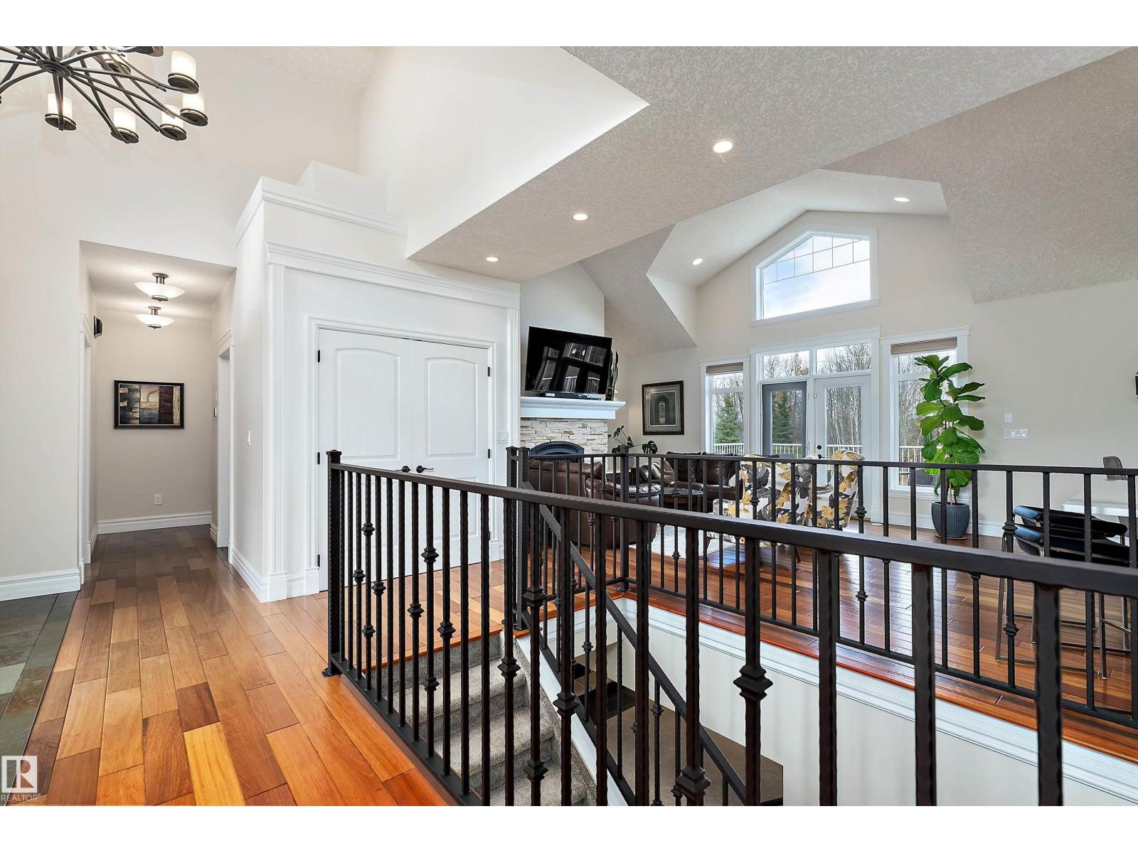 #203 54516 RGE ROAD 275