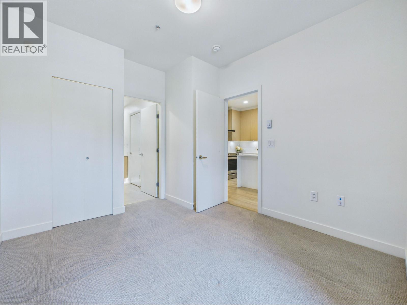 314 7588 16th Street, Burnaby, British Columbia  V3N 0H8 - Photo 15 - R3166633