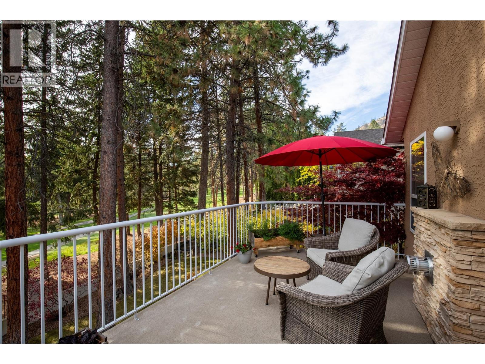 2215 Shannon Woods Place