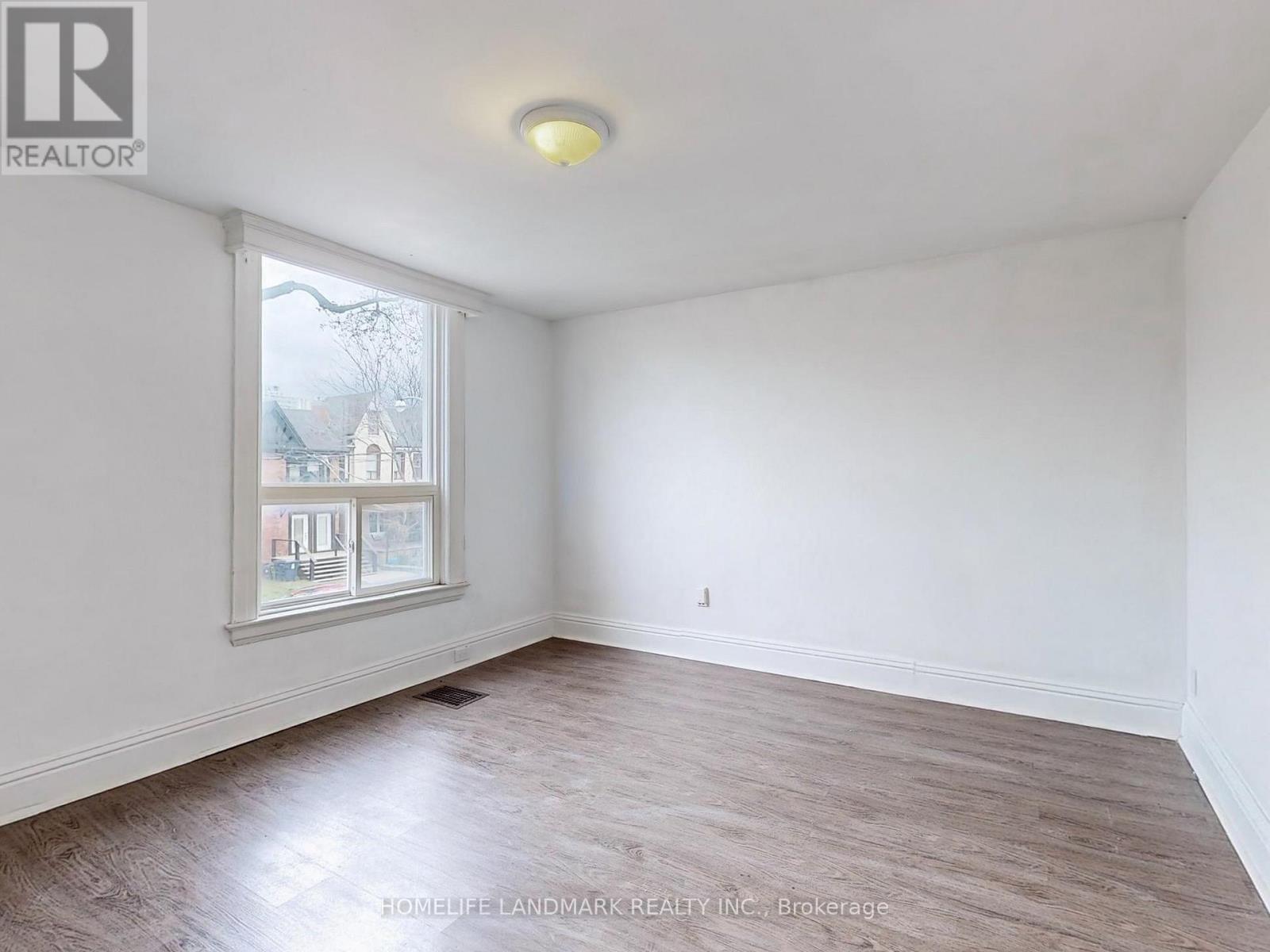 Upper - 609 Ossington Avenue, Toronto, Ontario  M6G 3T6 - Photo 5 - C14094778