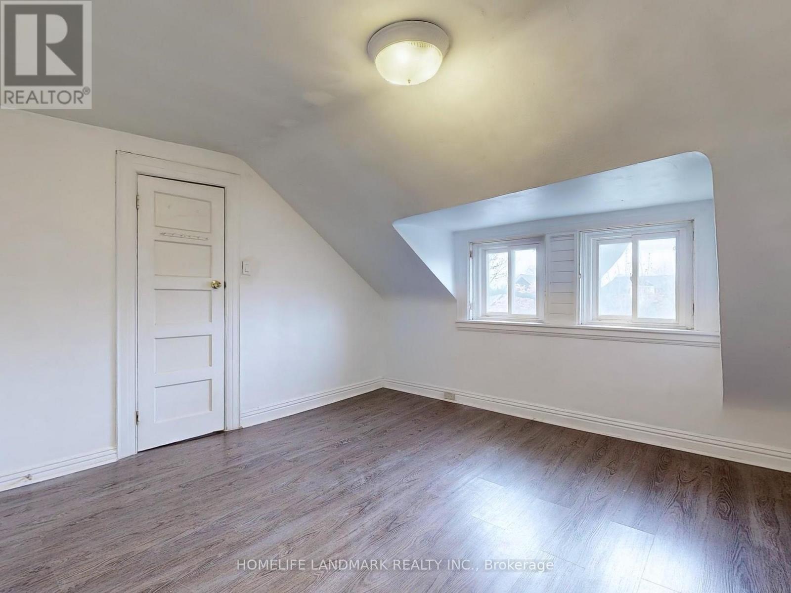 Upper - 609 Ossington Avenue, Toronto, Ontario  M6G 3T6 - Photo 14 - C14094778