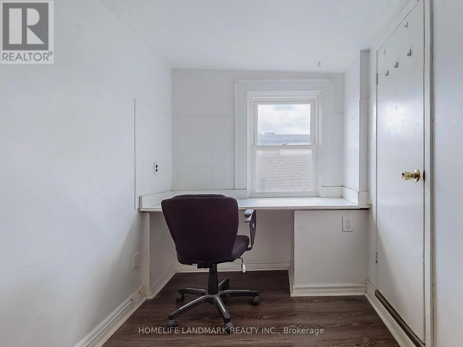Upper - 609 Ossington Avenue, Toronto, Ontario  M6G 3T6 - Photo 19 - C14094778