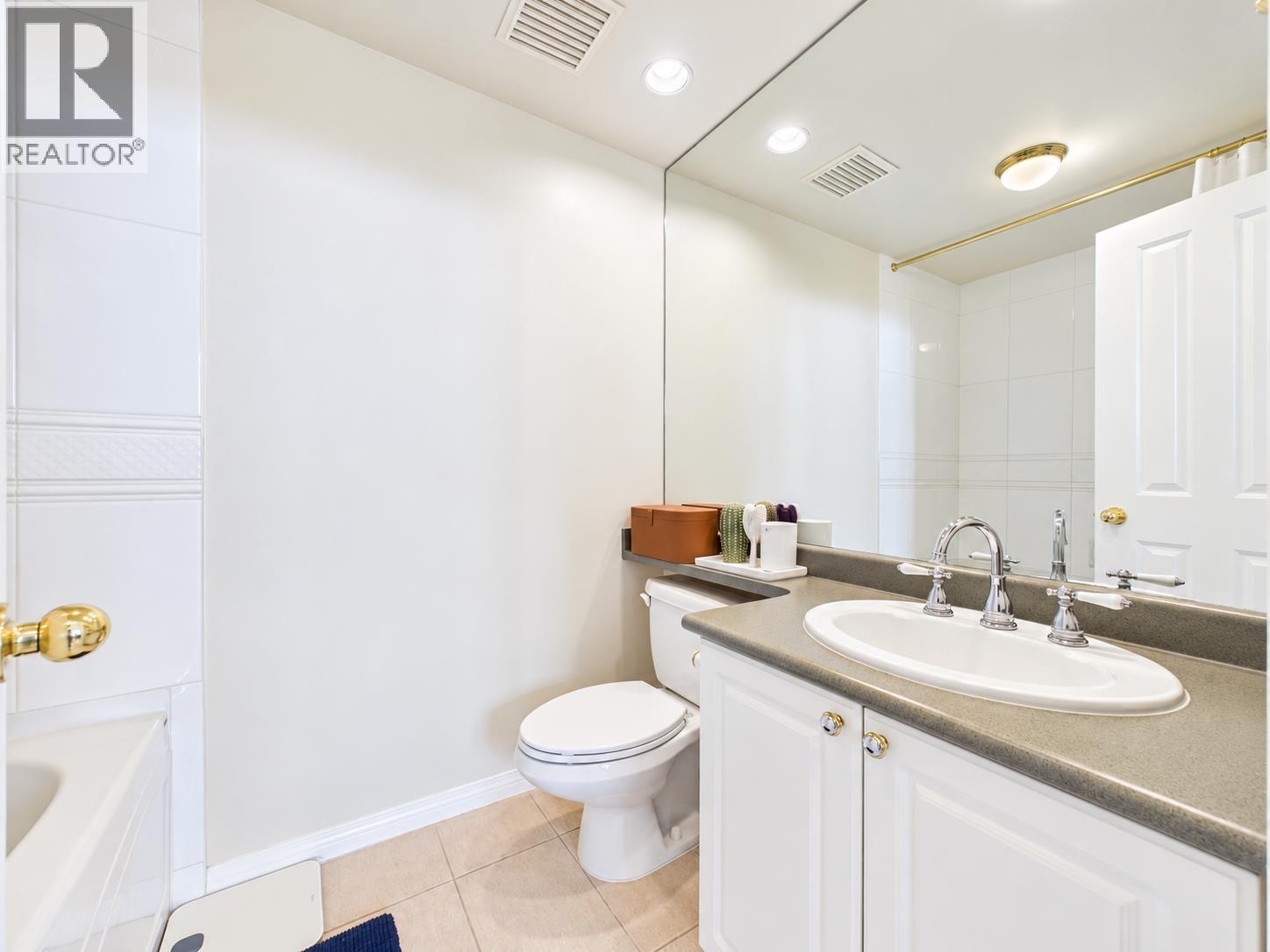 1508 6837 Station Hill Drive, Burnaby, British Columbia  V3N 5B7 - Photo 18 - R3176006