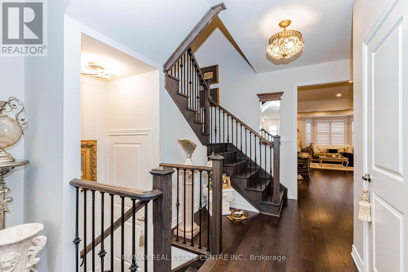 4061 Channing Crescent, Oakville, Ontario  L6H 3R3 - Photo 11 - W14096268