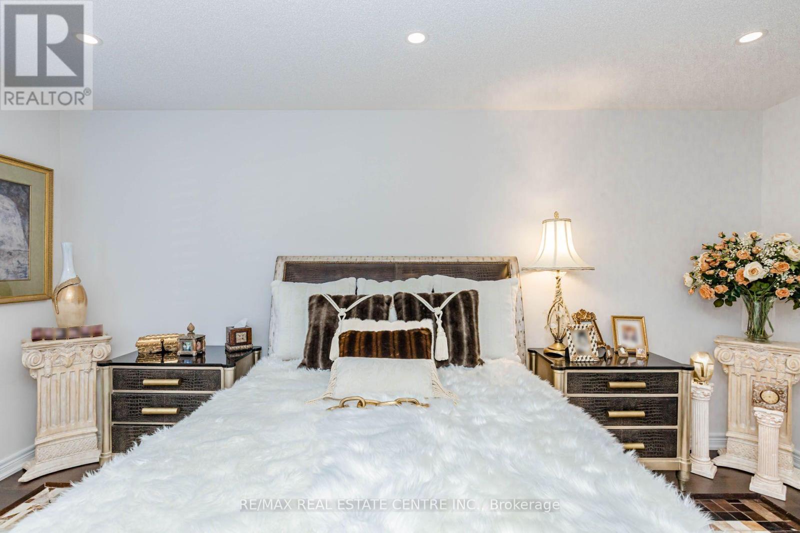 4061 Channing Crescent, Oakville, Ontario  L6H 3R3 - Photo 33 - W14096268