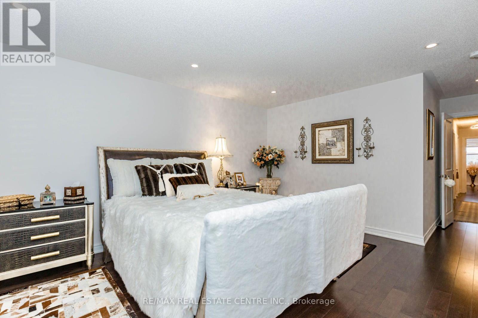 4061 Channing Crescent, Oakville, Ontario  L6H 3R3 - Photo 36 - W14096268