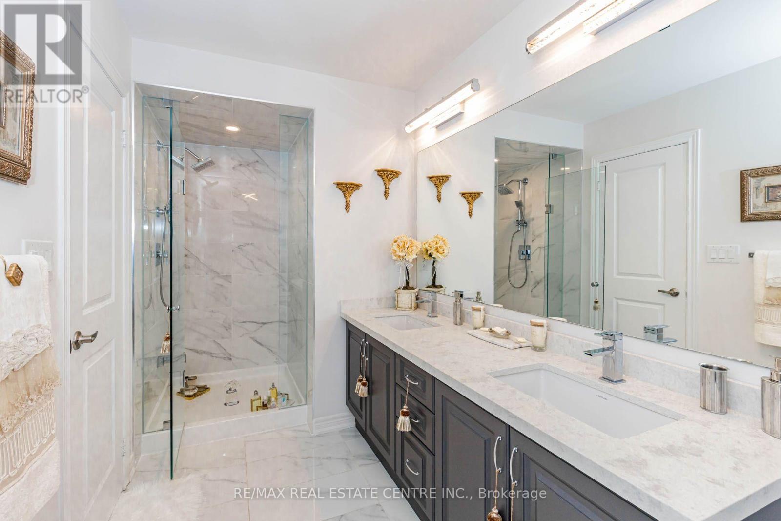 4061 Channing Crescent, Oakville, Ontario  L6H 3R3 - Photo 39 - W14096268