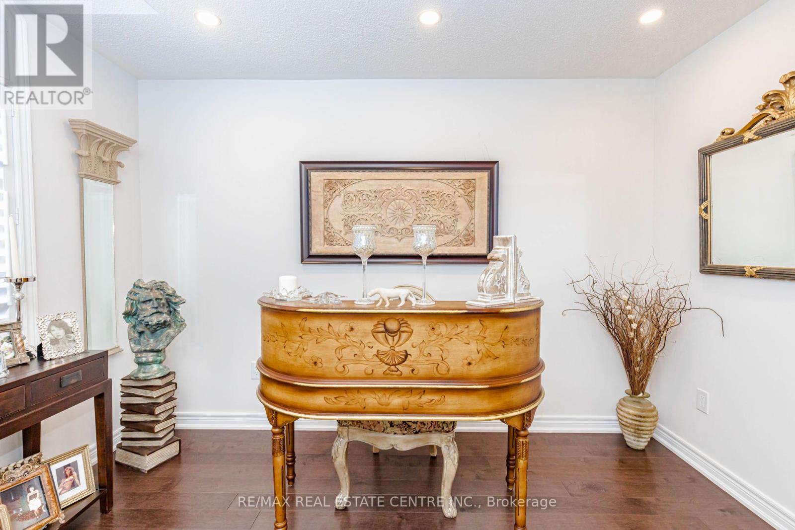 4061 Channing Crescent, Oakville, Ontario  L6H 3R3 - Photo 44 - W14096268