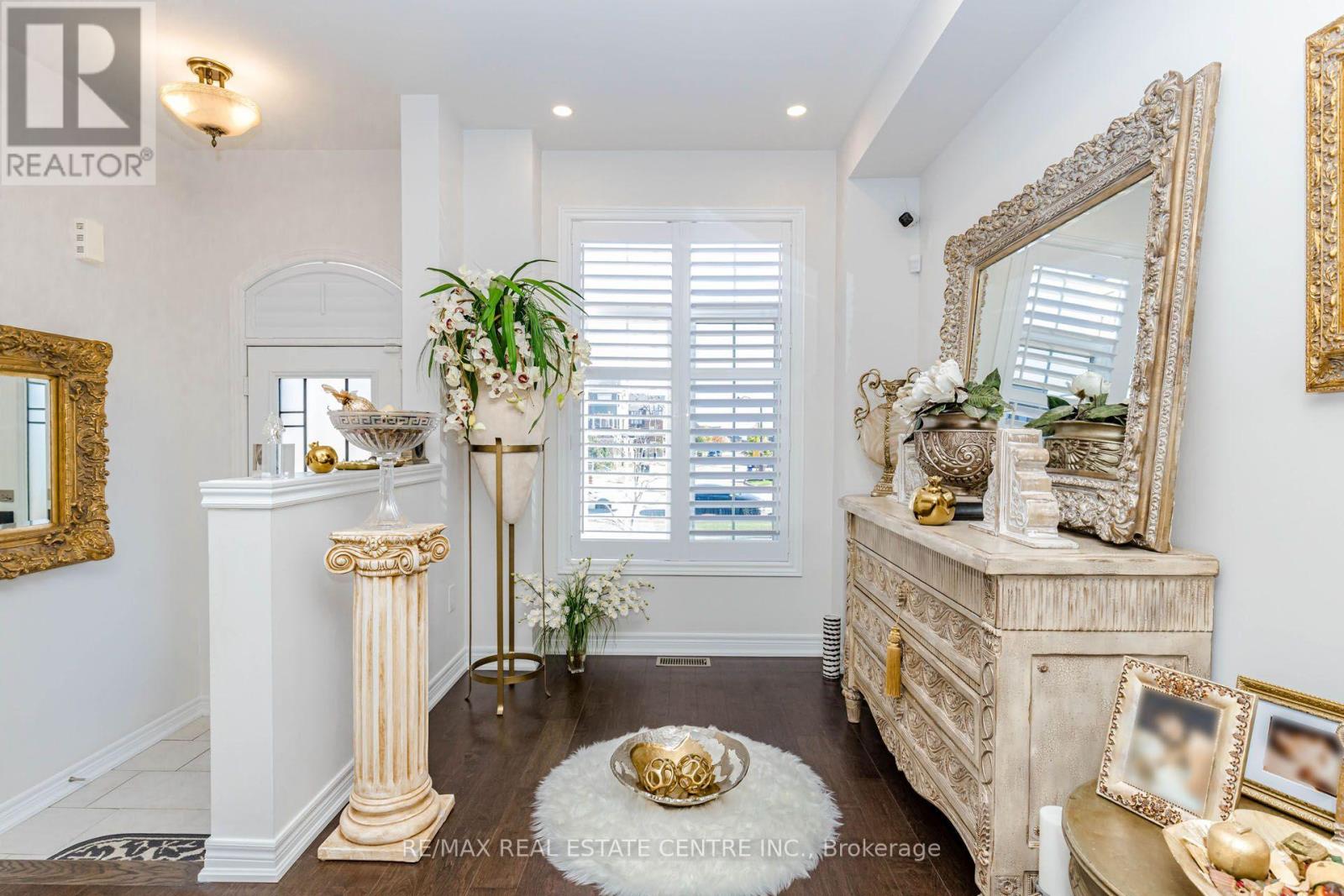 4061 Channing Crescent, Oakville, Ontario  L6H 3R3 - Photo 5 - W14096268