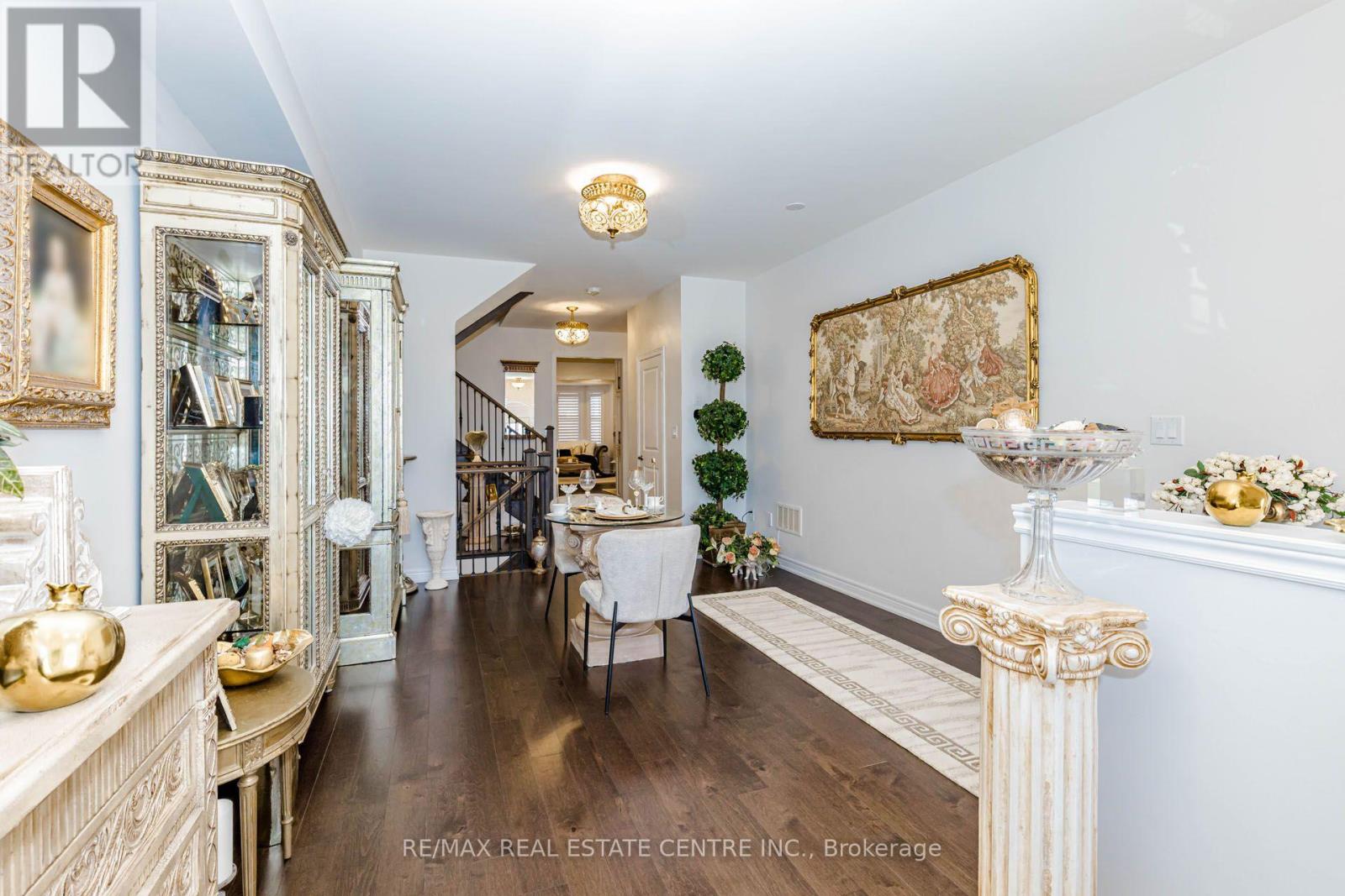 4061 Channing Crescent, Oakville, Ontario  L6H 3R3 - Photo 6 - W14096268