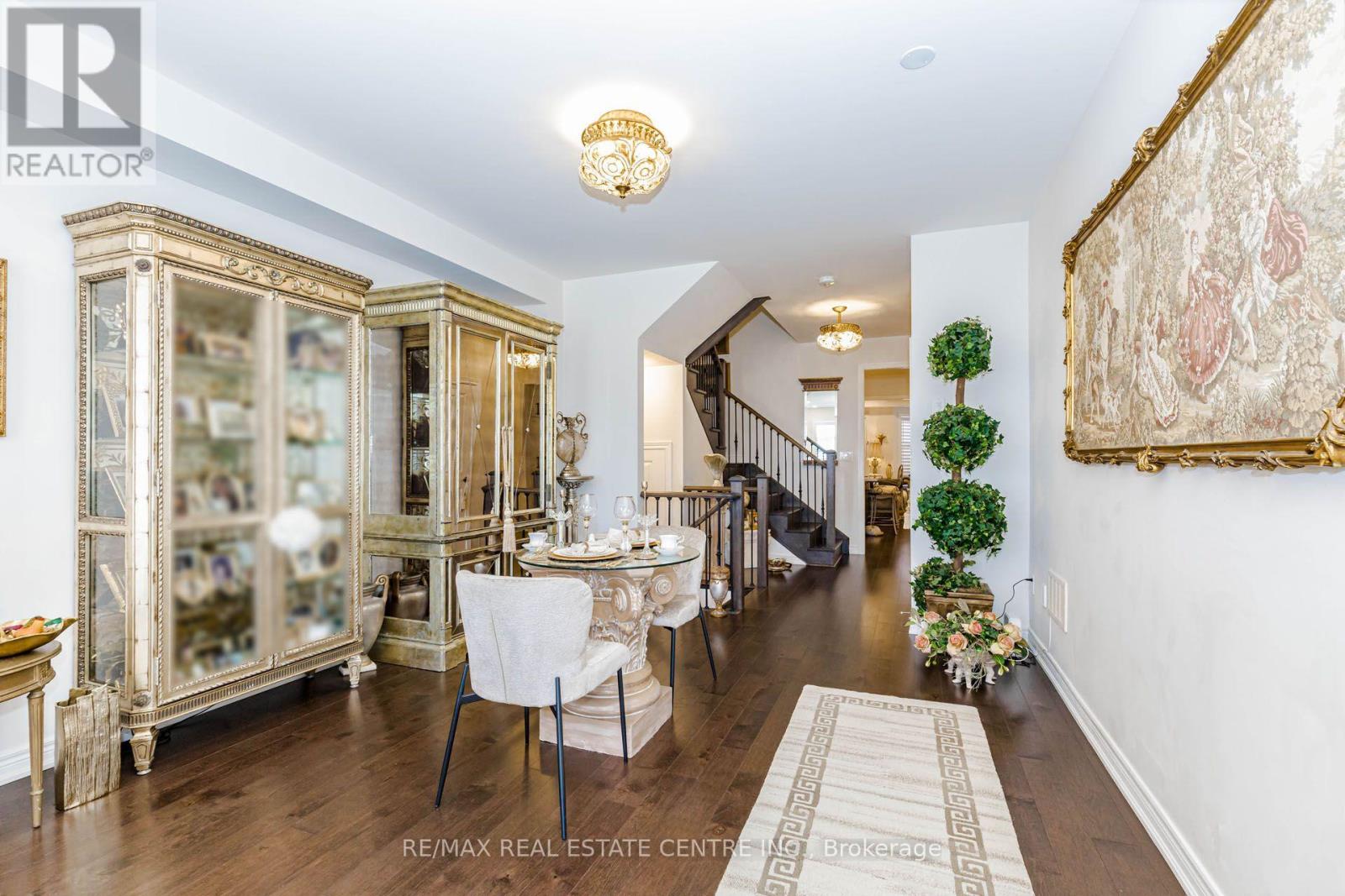 4061 Channing Crescent, Oakville, Ontario  L6H 3R3 - Photo 7 - W14096268