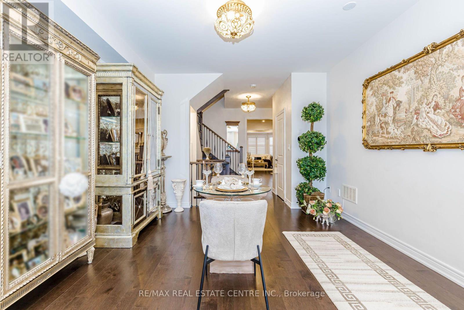 4061 Channing Crescent, Oakville, Ontario  L6H 3R3 - Photo 8 - W14096268