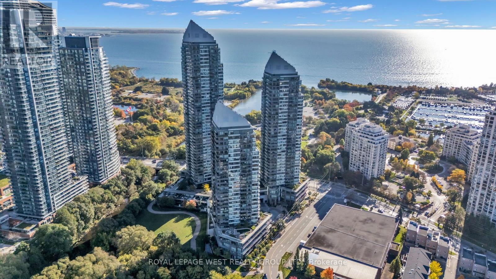 2201 - 15 LEGION ROAD, Toronto, Ontario
