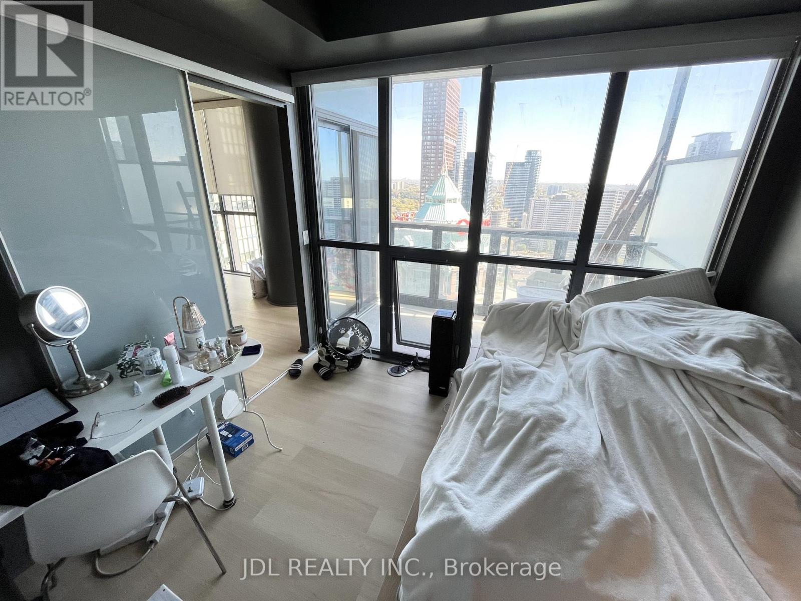 2810 - 101 Charles Street E, Toronto, Ontario  M4Y 1V2 - Photo 13 - C13859020