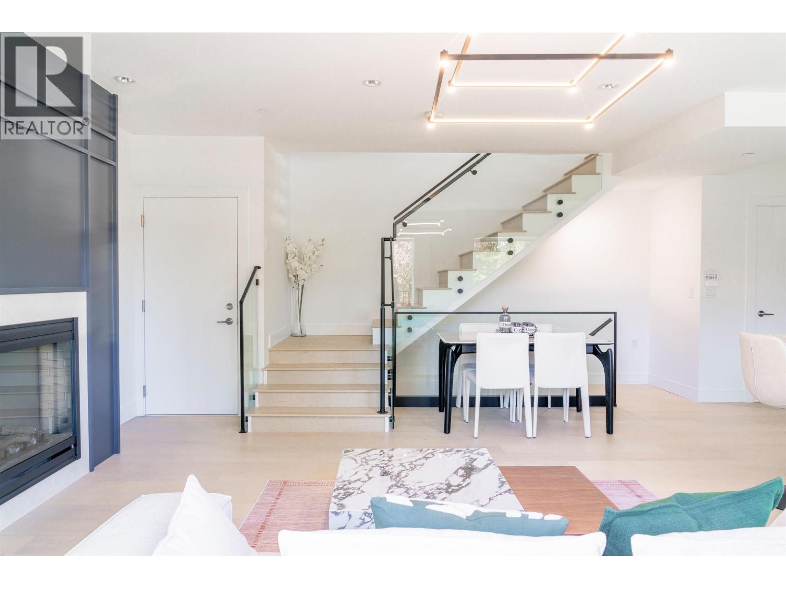7359 Oak Street, Vancouver, British Columbia V6P 1V9 - Photo 7 - R3176760