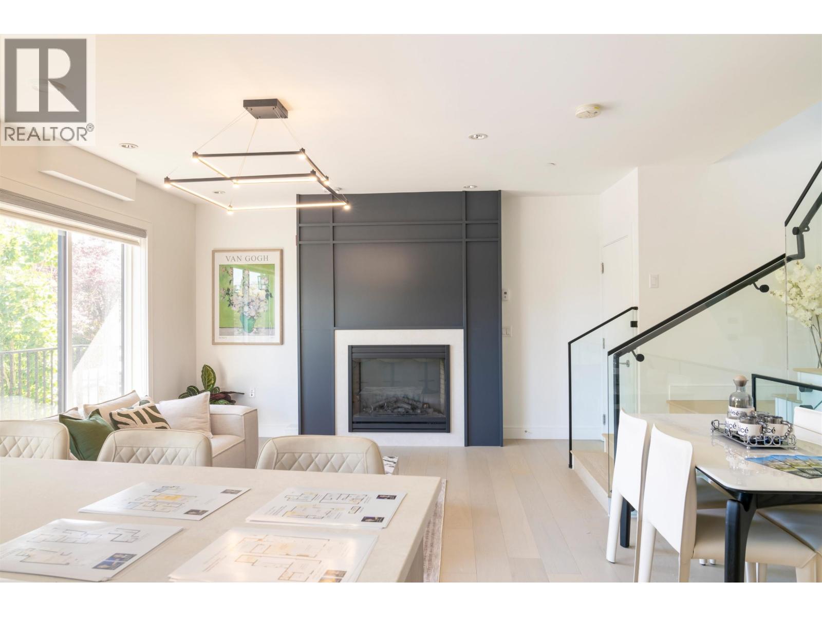 7359 Oak Street, Vancouver, British Columbia V6P 1V9 - Photo 4 - R3176760