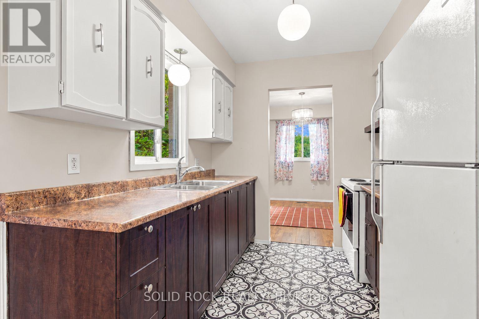 225 Col Douglas Crescent, Brockville, Ontario  K6V 6W1 - Photo 7 - X14096306