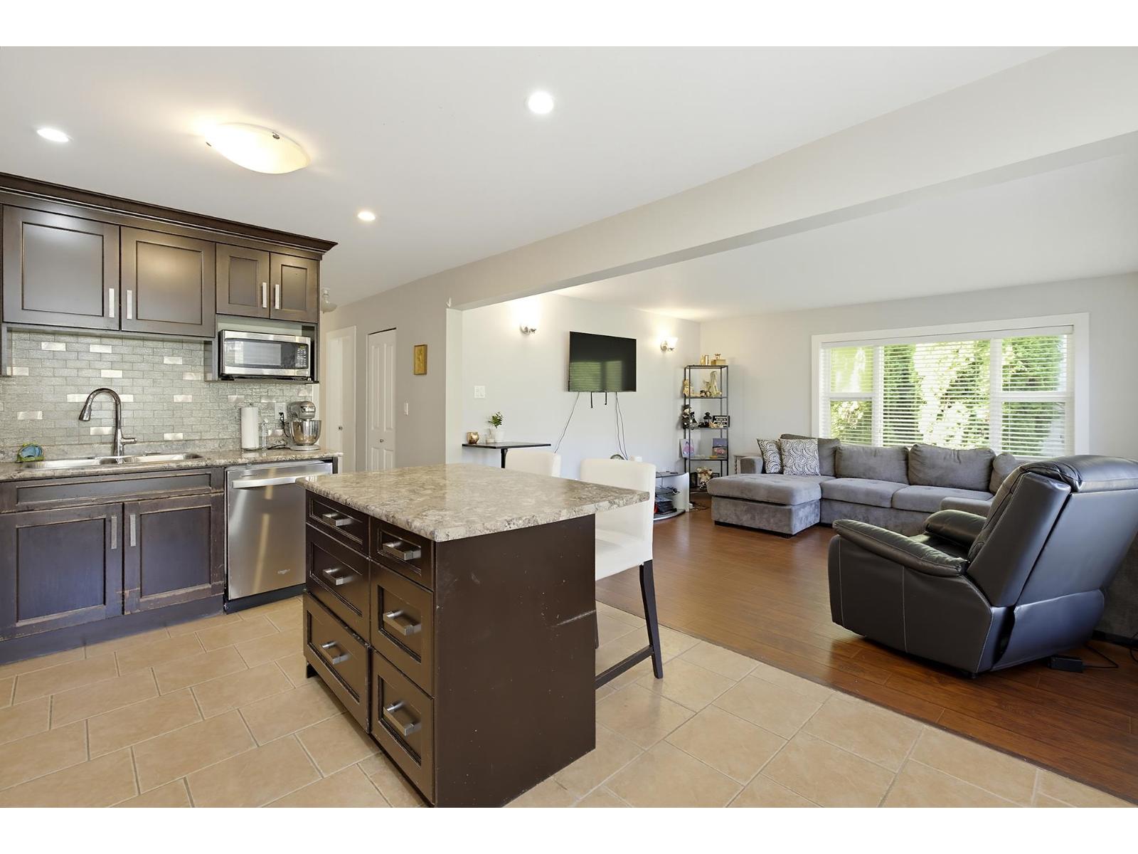 32736 Adams Avenue, Mission, British Columbia  V2V 2S1 - Photo 8 - R3176264