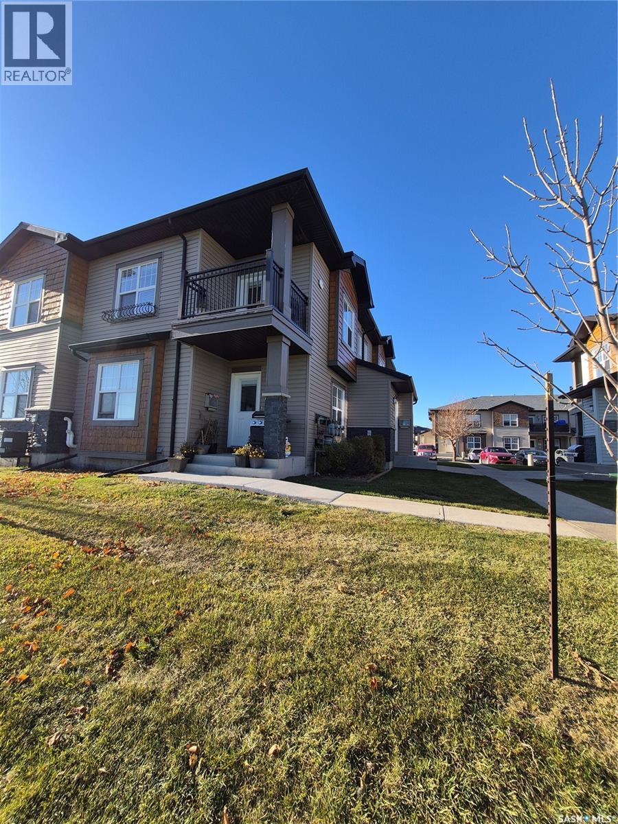 1702 1015 Patrick Crescent, Saskatoon, Saskatchewan  S7W 0M1 - Photo 2 - SK051264