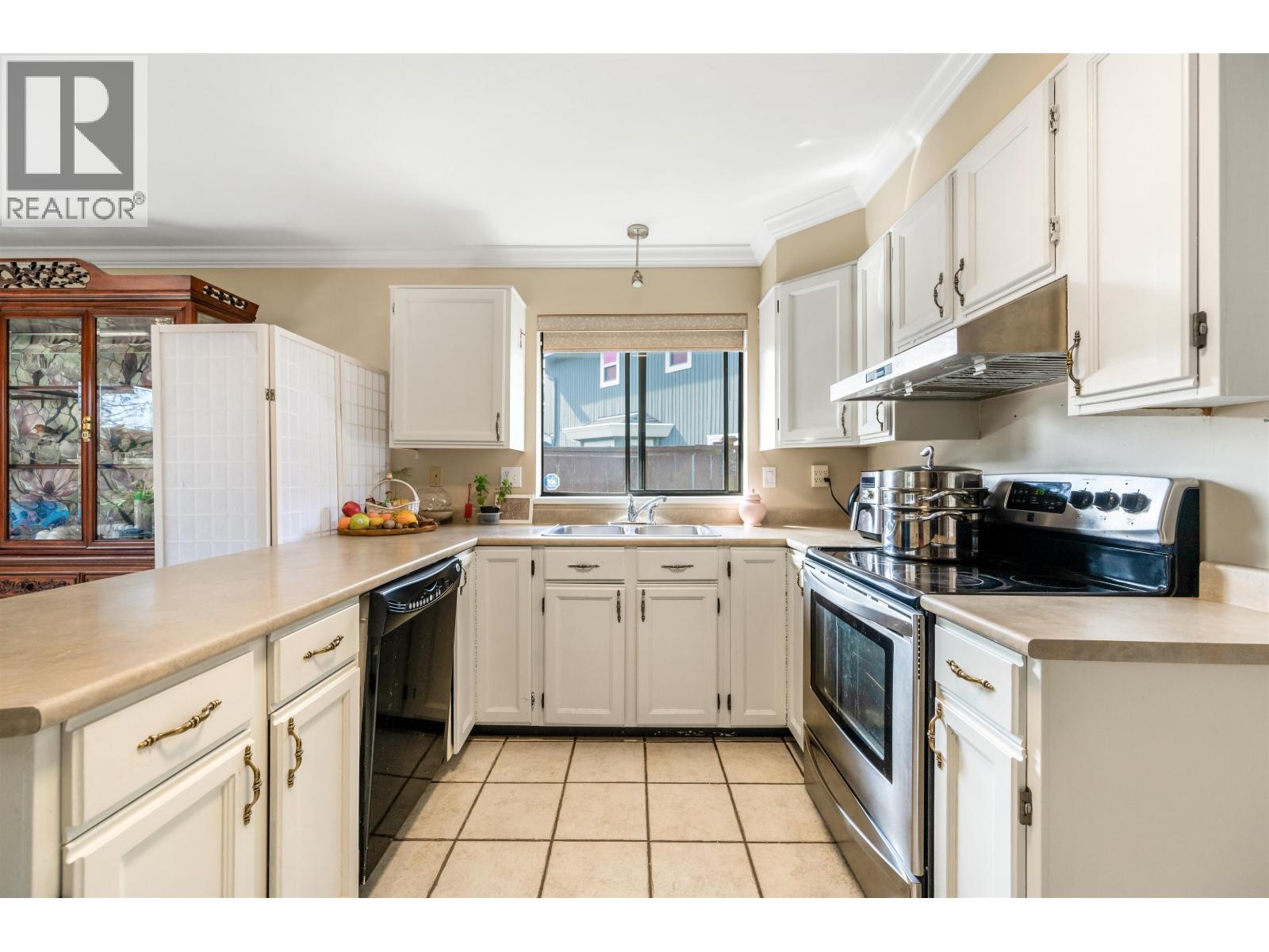 10660 Canso Crescent, Richmond, British Columbia  V7E 5B9 - Photo 11 - R3176677