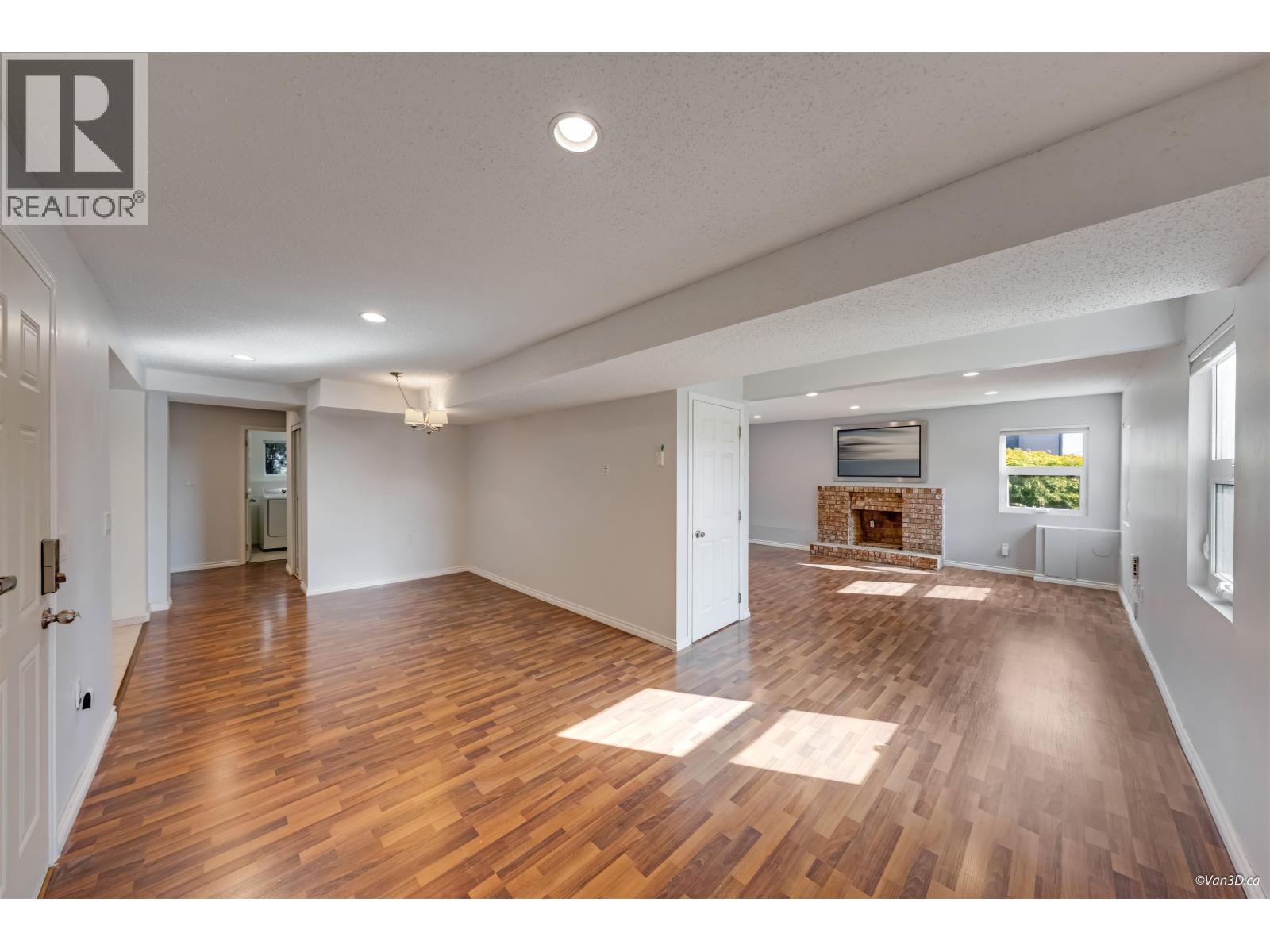 1201 Noons Creek Drive, Port Moody, British Columbia  V3H 4B3 - Photo 34 - R3174657