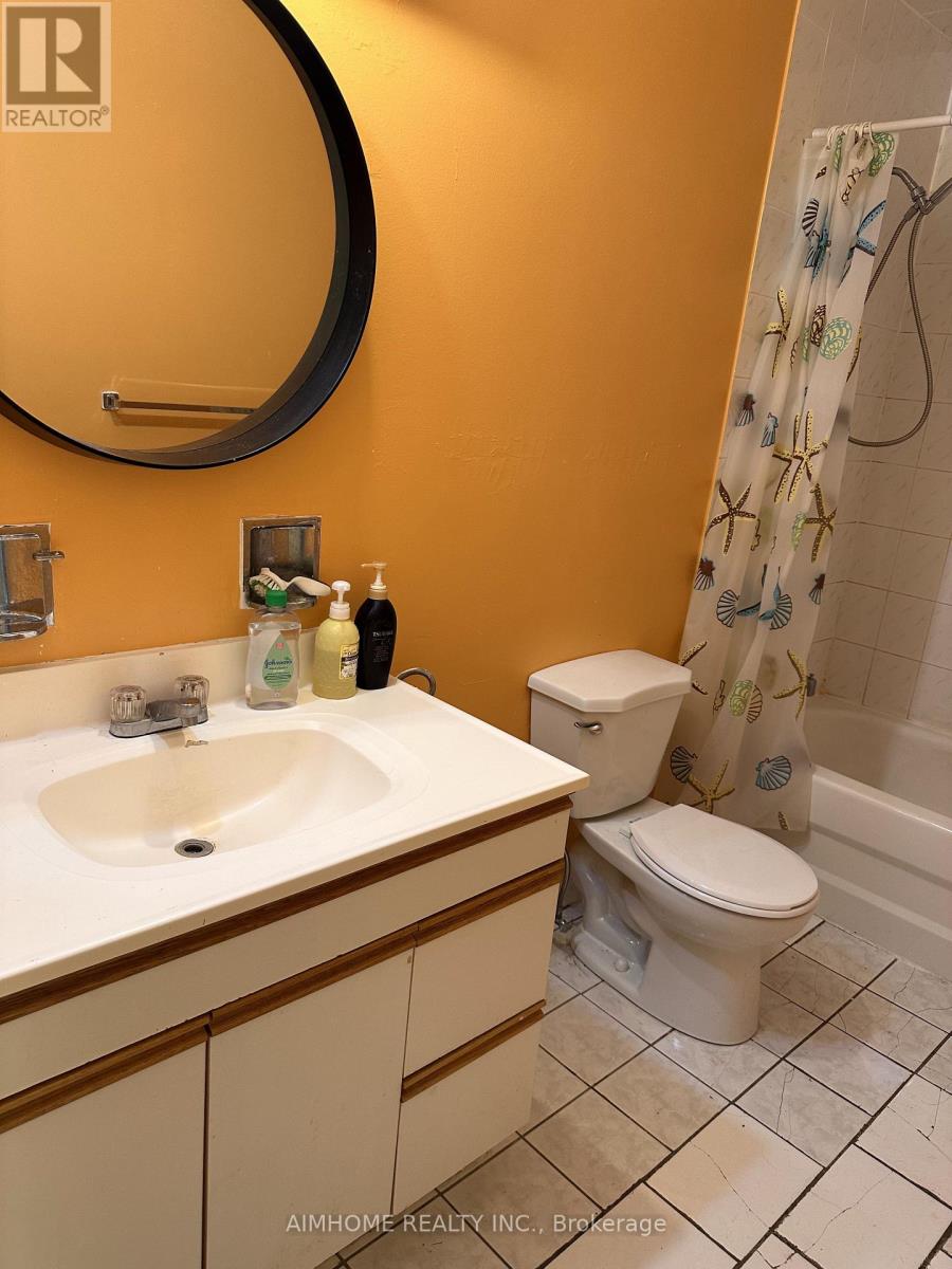 302 Cliffwood Road, Toronto, Ontario  M2H 2E5 - Photo 7 - C14096318