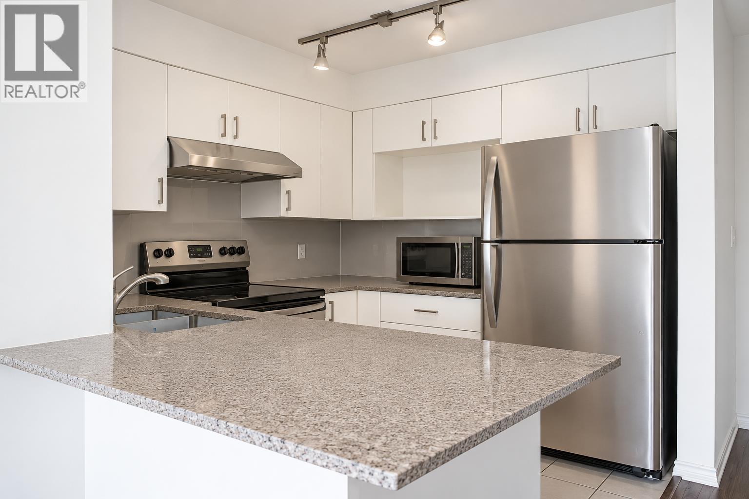 303 1562 W 5th Avenue, Vancouver, British Columbia  V6J 5H9 - Photo 9 - R3172604