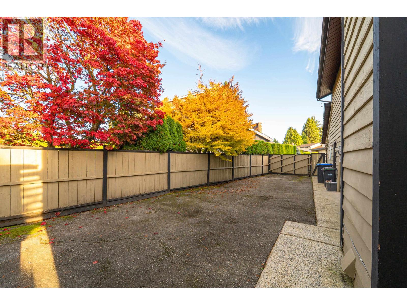 327 Mount Royal Court, Port Moody, British Columbia  V3H 3Z3 - Photo 39 - R3176061