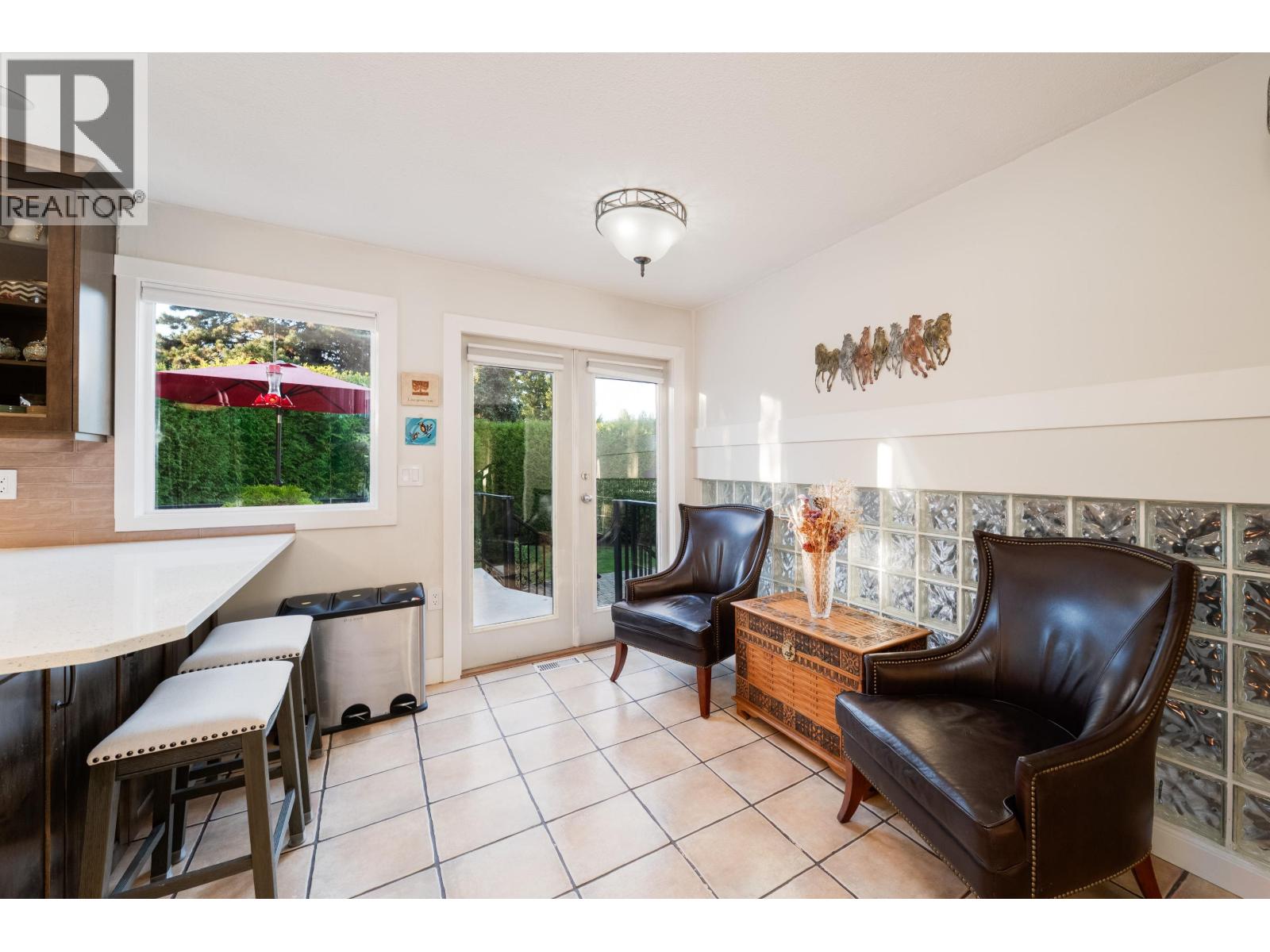 327 Mount Royal Court, Port Moody, British Columbia  V3H 3Z3 - Photo 10 - R3176061