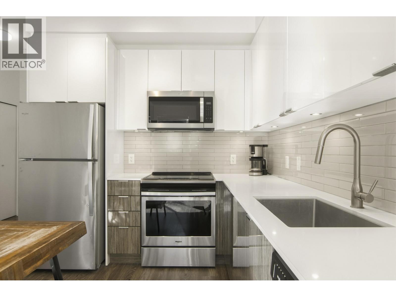 318 37881 Cleveland Avenue, Squamish, British Columbia  V8B 0Z7 - Photo 3 - R3176587