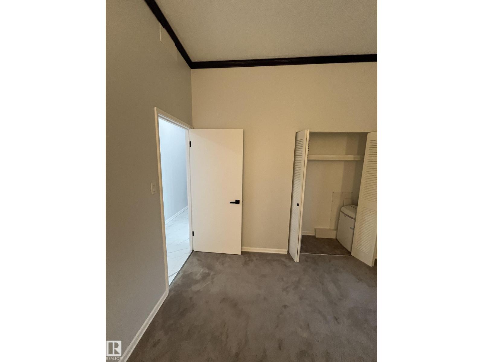 #101 10140 120 ST NW