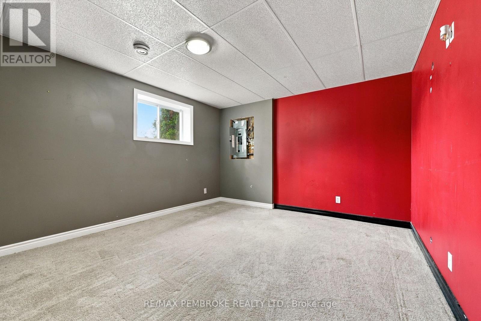 18 Joseph Street, Laurentian Hills, Ontario  K0J 1J0 - Photo 38 - X14096366