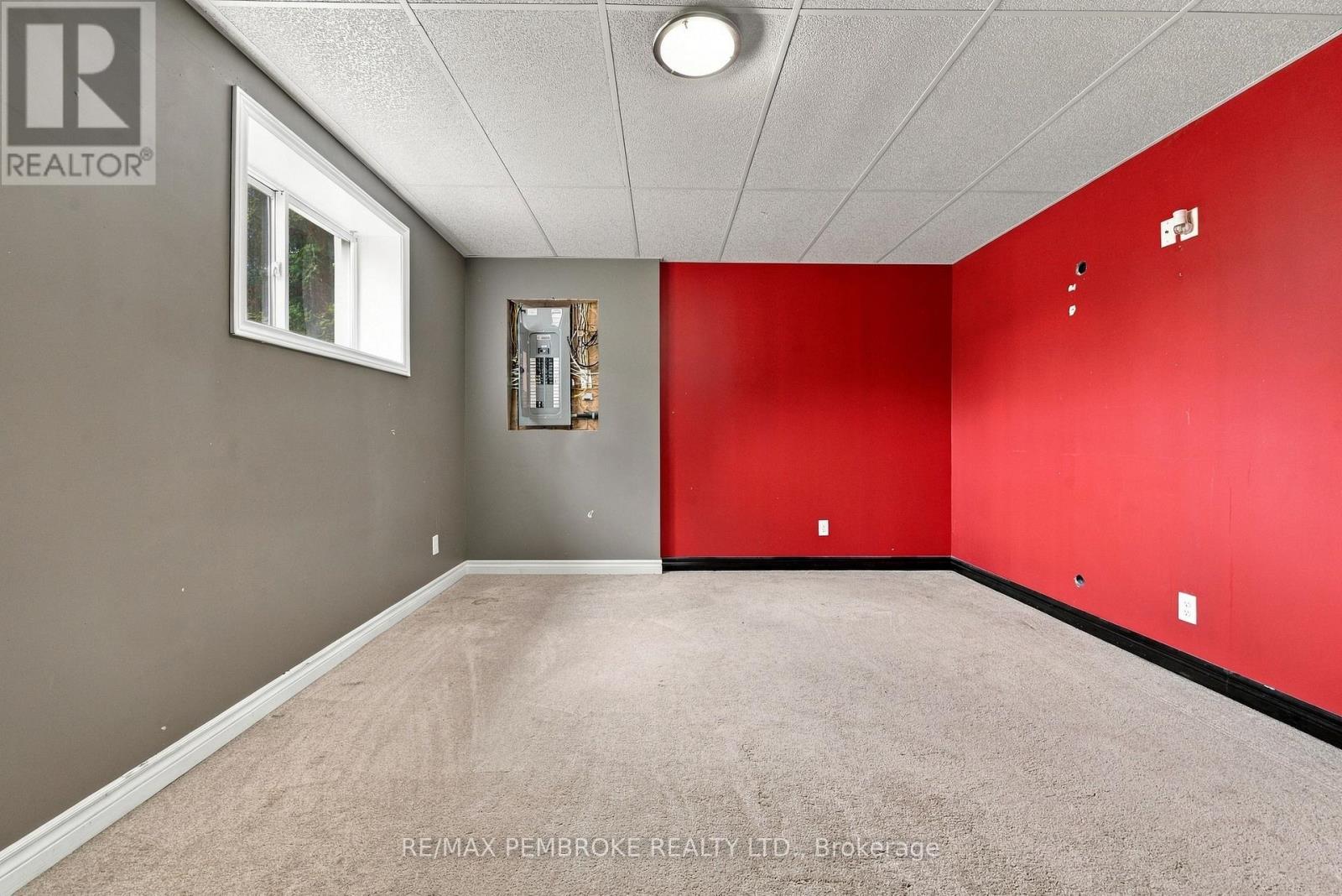 18 Joseph Street, Laurentian Hills, Ontario  K0J 1J0 - Photo 41 - X14096366