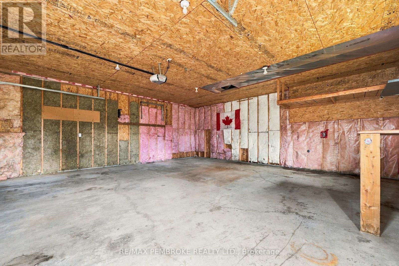 18 Joseph Street, Laurentian Hills, Ontario  K0J 1J0 - Photo 45 - X14096366